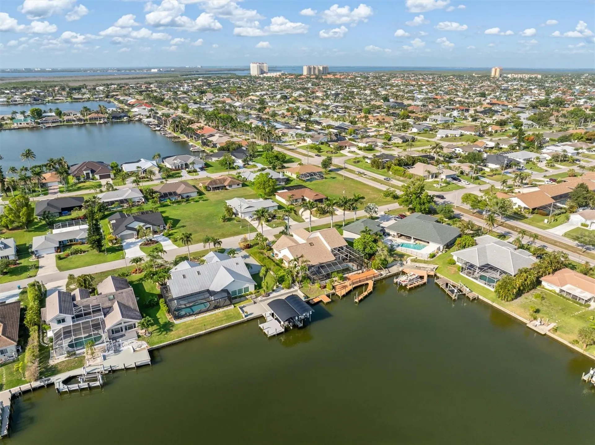 719 SW 51st Terrace Cape Coral FL 33914