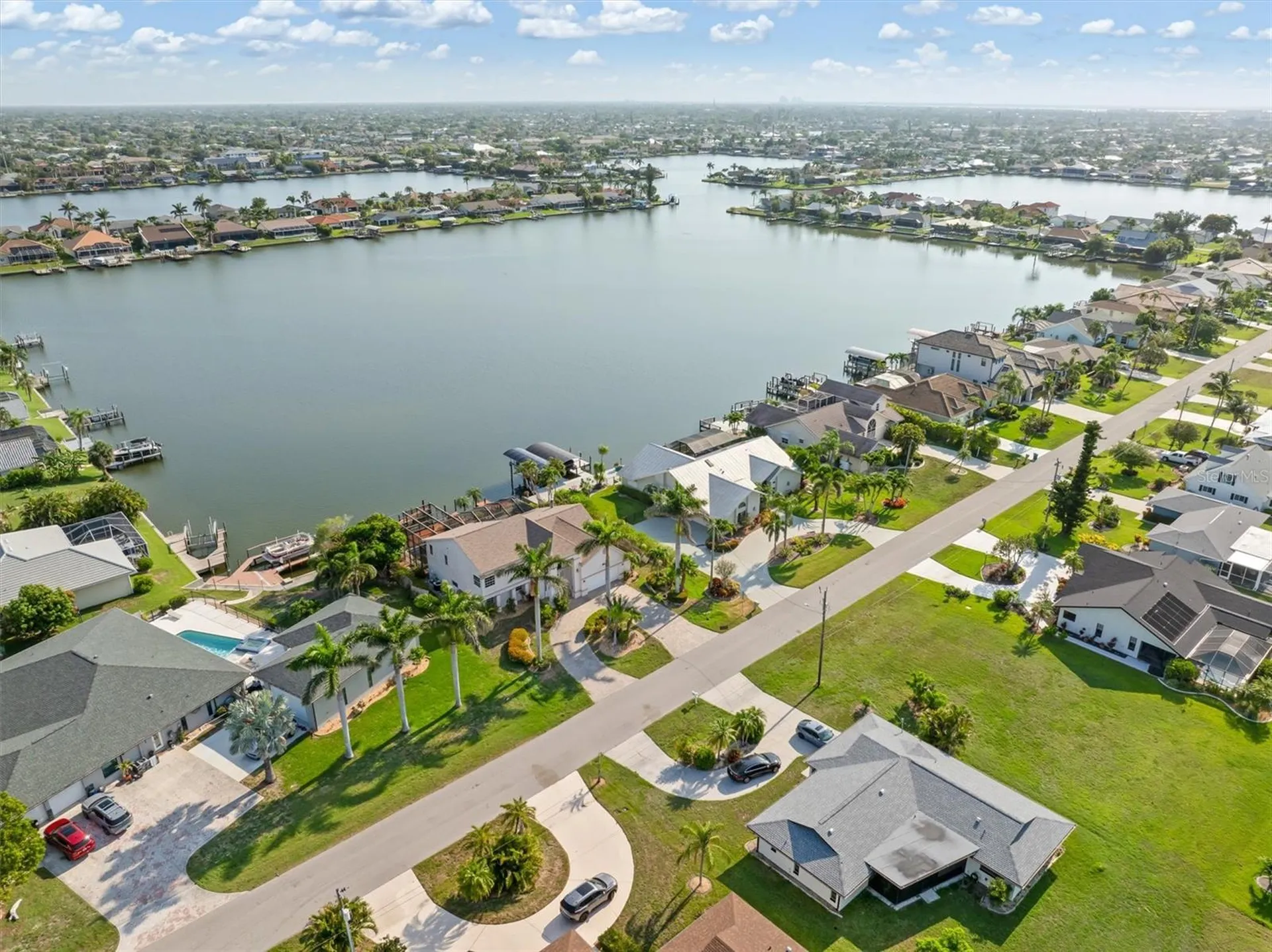 719 SW 51st Terrace Cape Coral FL 33914