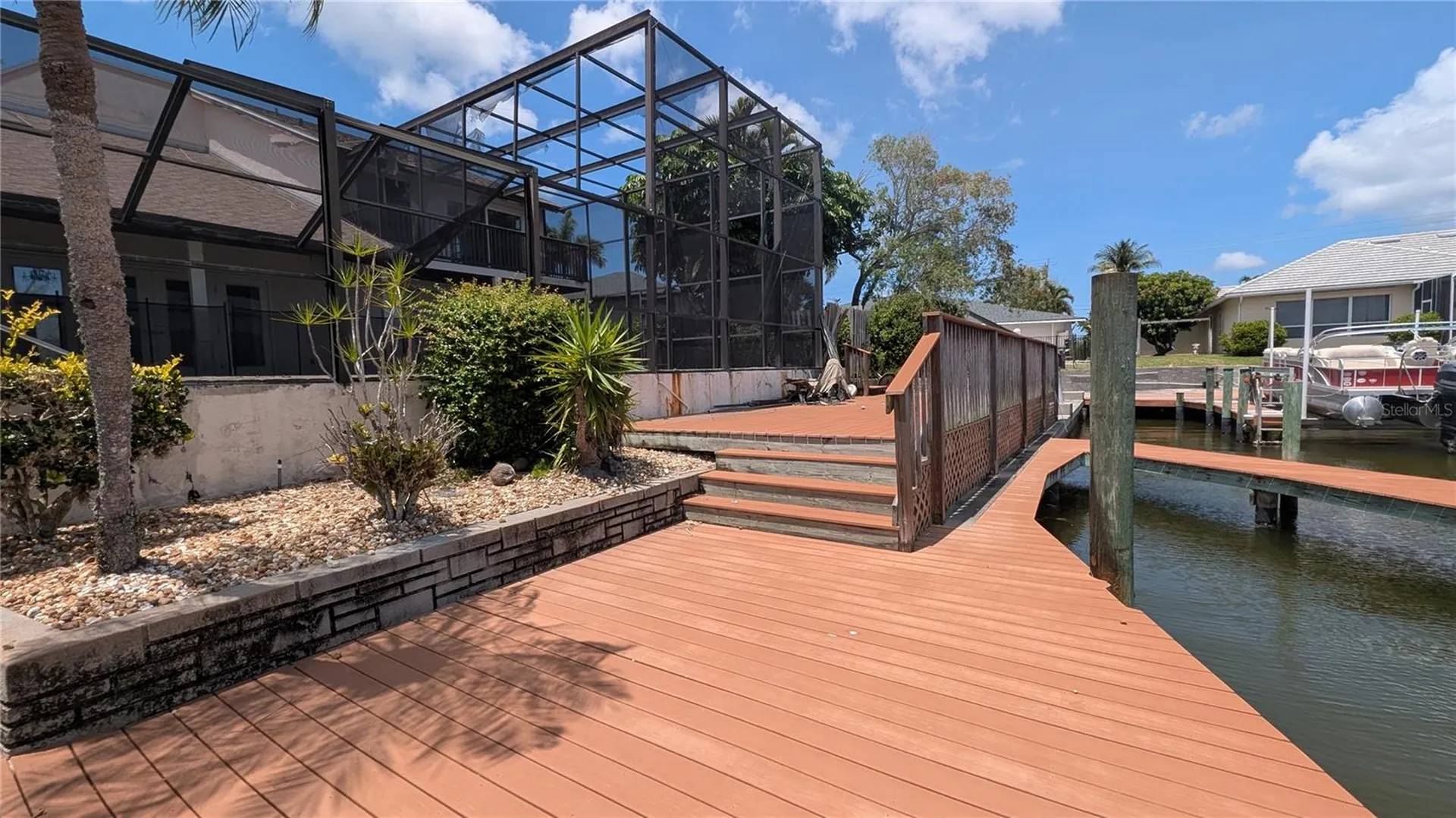 719 SW 51st Terrace Cape Coral FL 33914