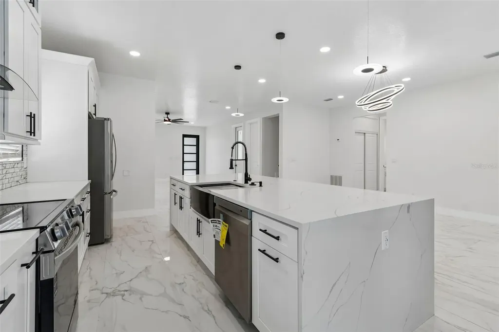 4101 W Mango Avenue Tampa FL 33616