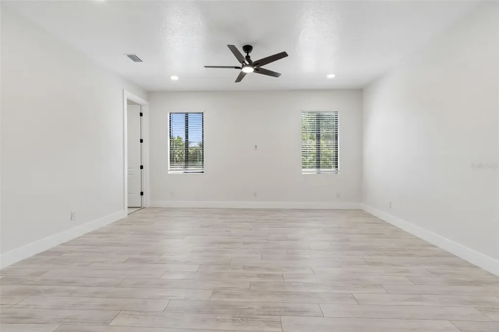 4101 W Mango Avenue Tampa FL 33616