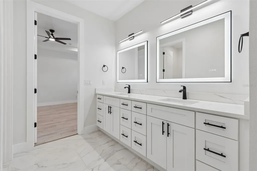 4101 W Mango Avenue Tampa FL 33616