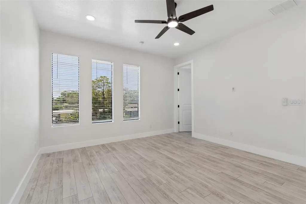 4101 W Mango Avenue Tampa FL 33616