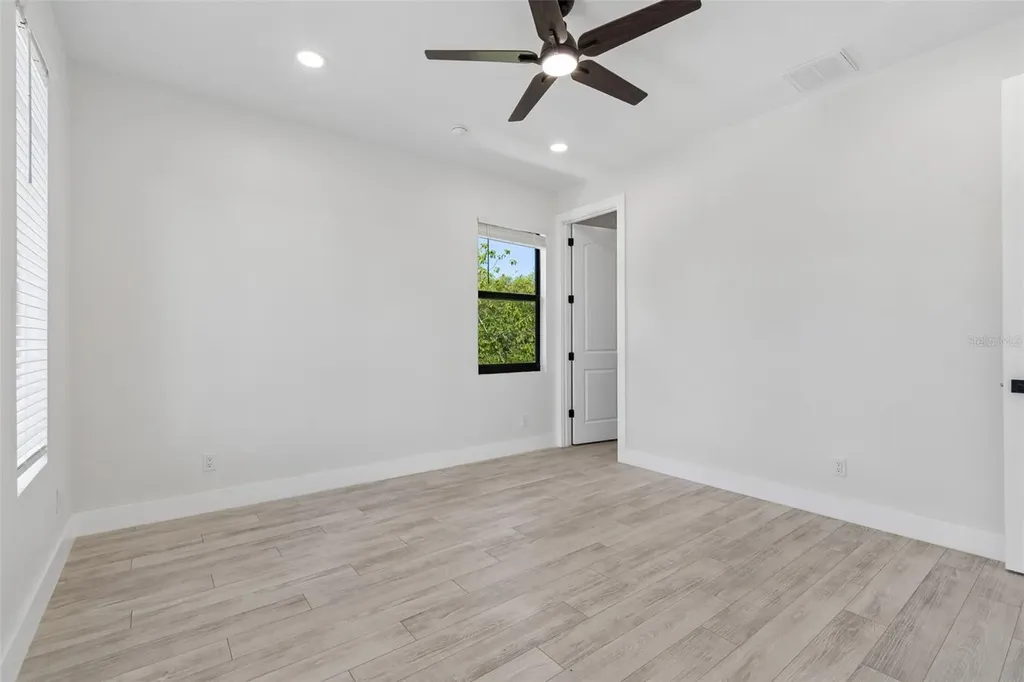 4101 W Mango Avenue Tampa FL 33616