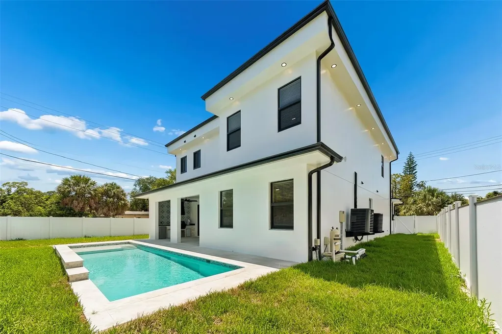 4101 W Mango Avenue Tampa FL 33616