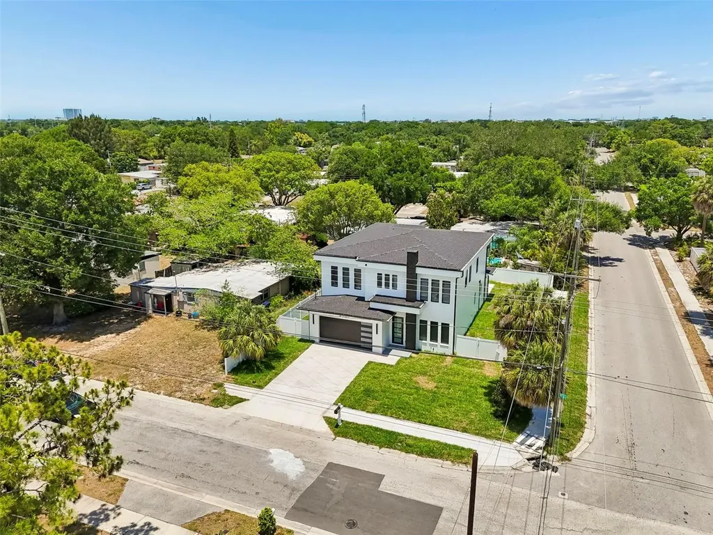 4101 W Mango Avenue Tampa FL 33616