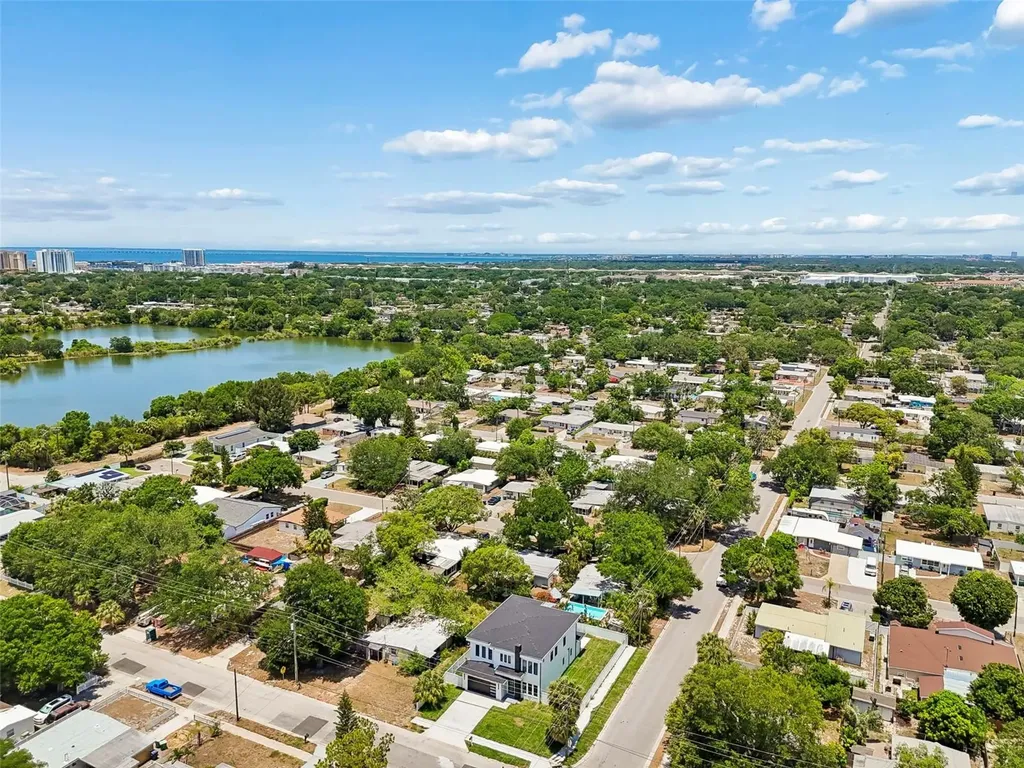 4101 W Mango Avenue Tampa FL 33616