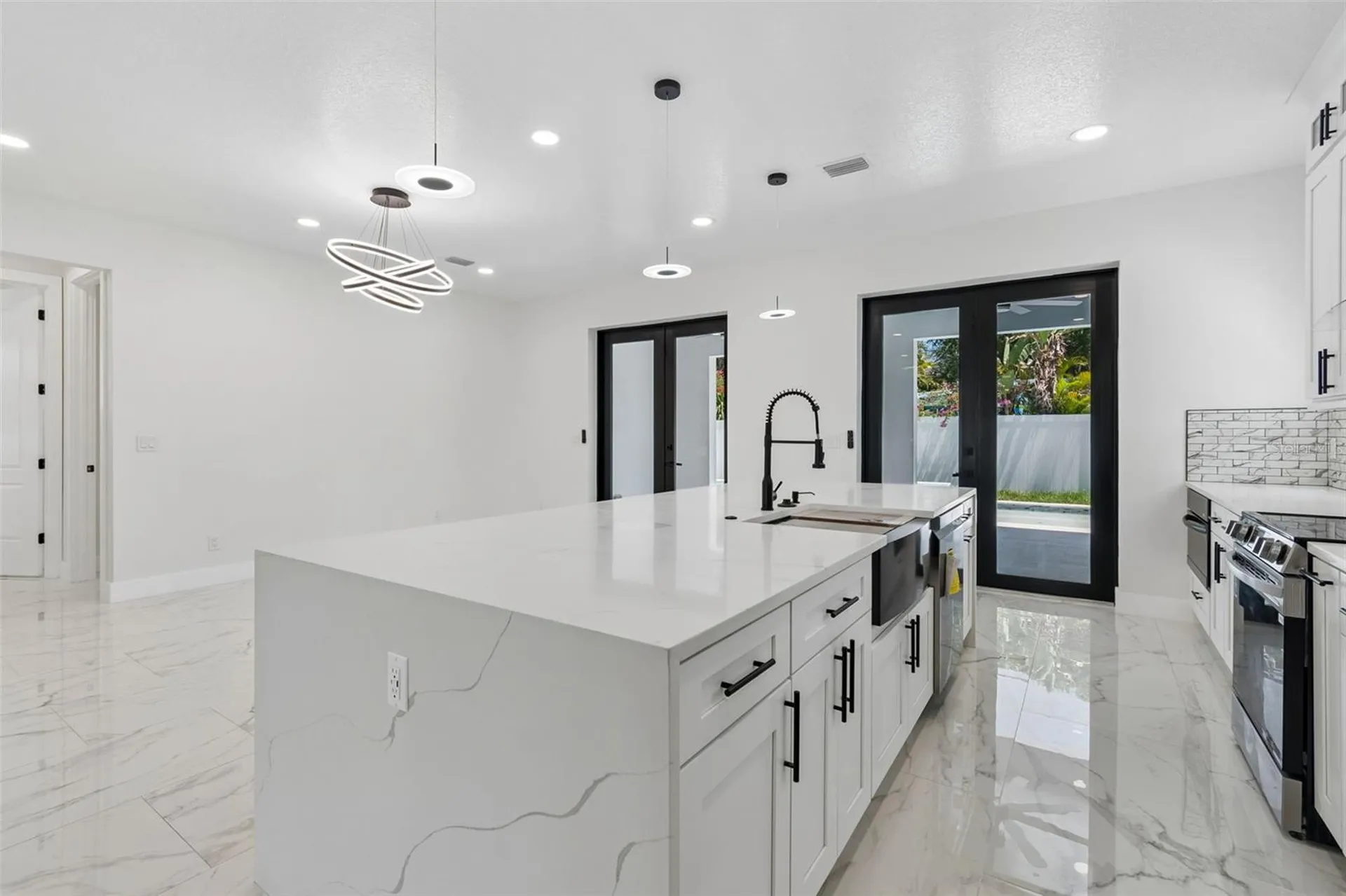 4101 W Mango Avenue Tampa FL 33616