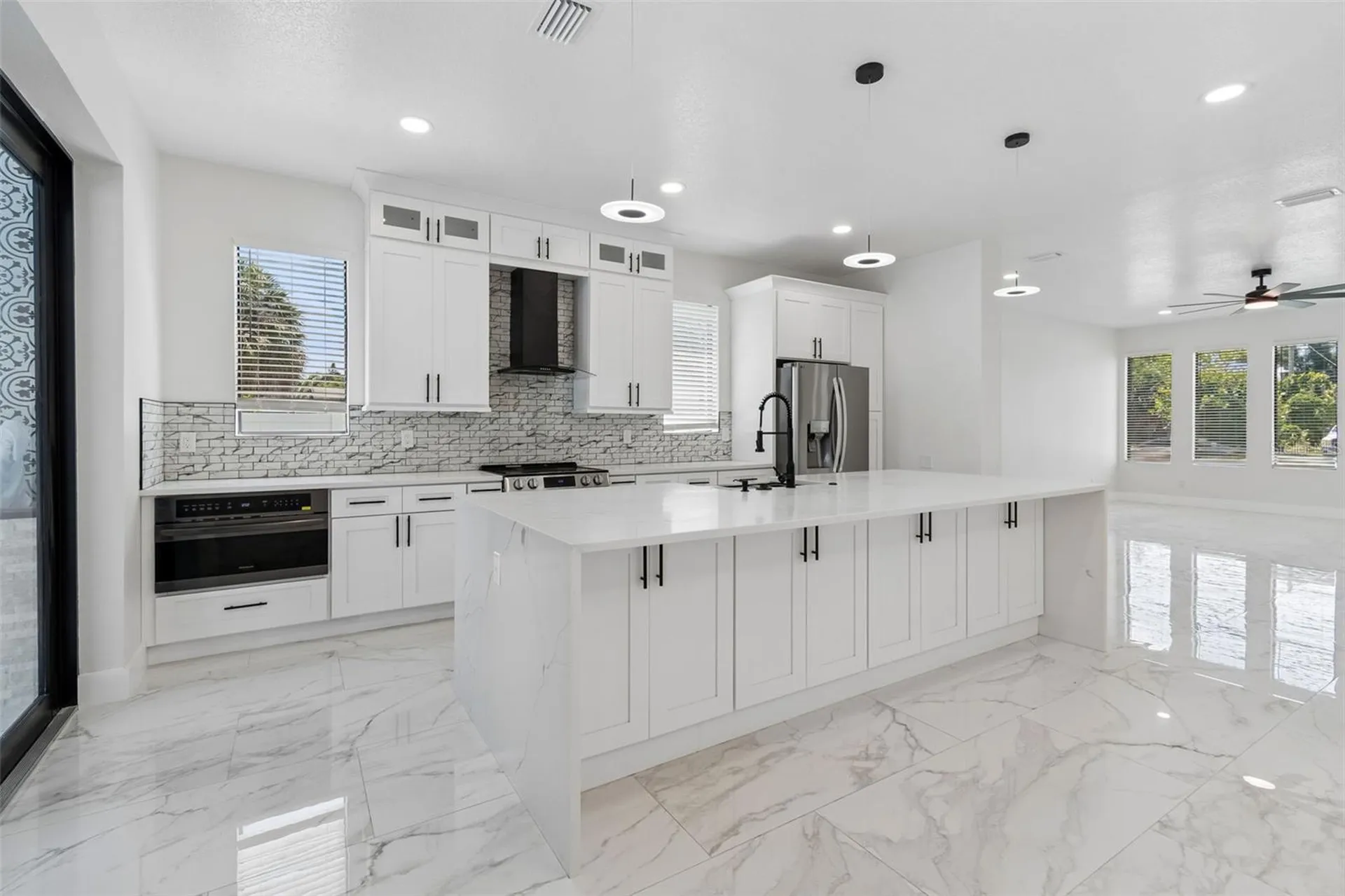 4101 W Mango Avenue Tampa FL 33616