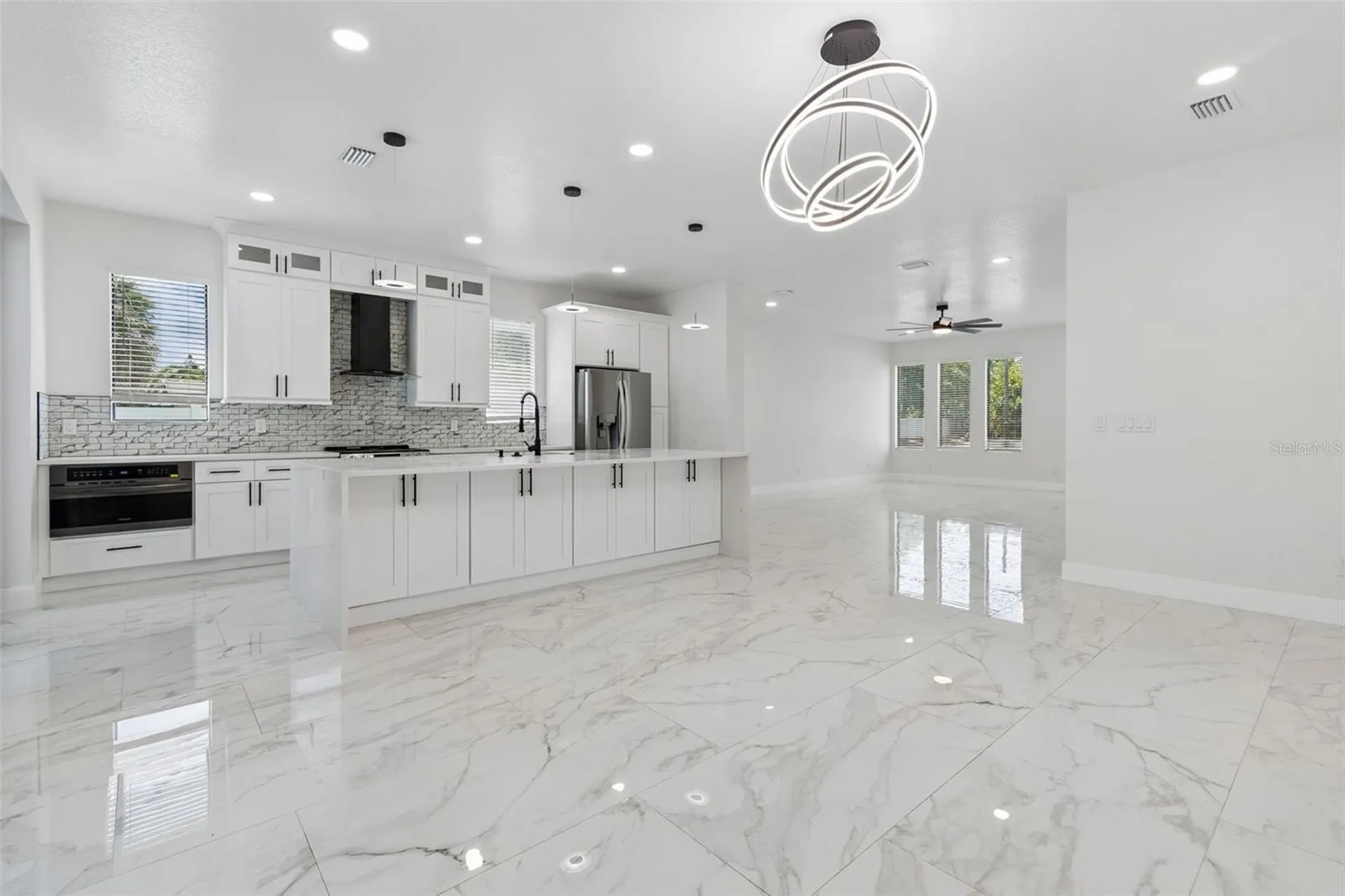 4101 W Mango Avenue Tampa FL 33616
