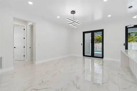 4101 W Mango Avenue Tampa FL 33616