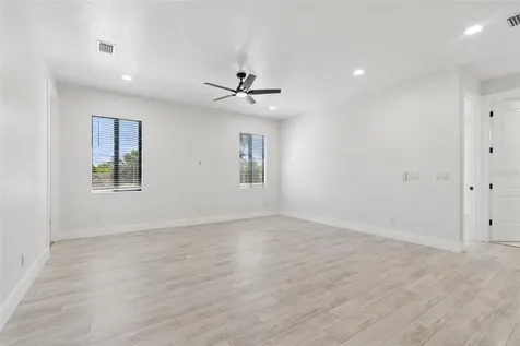 4101 W Mango Avenue Tampa FL 33616