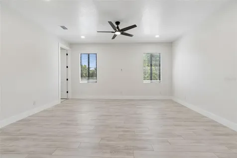 4101 W Mango Avenue Tampa FL 33616