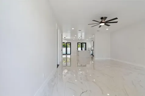 4101 W Mango Avenue Tampa FL 33616