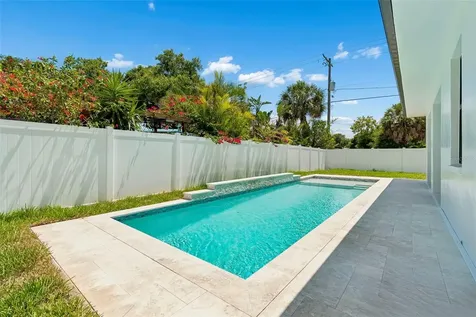 4101 W Mango Avenue Tampa FL 33616