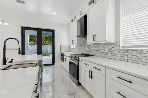 4101 W Mango Avenue Tampa FL 33616