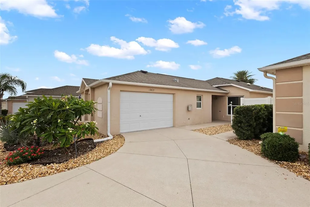 1963 Ladyfish Avenue The Villages FL 32162