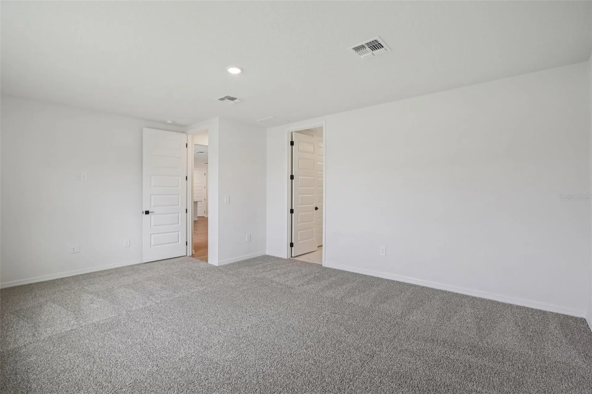 1763 Draughton Drive Zephyrhills FL 33541
