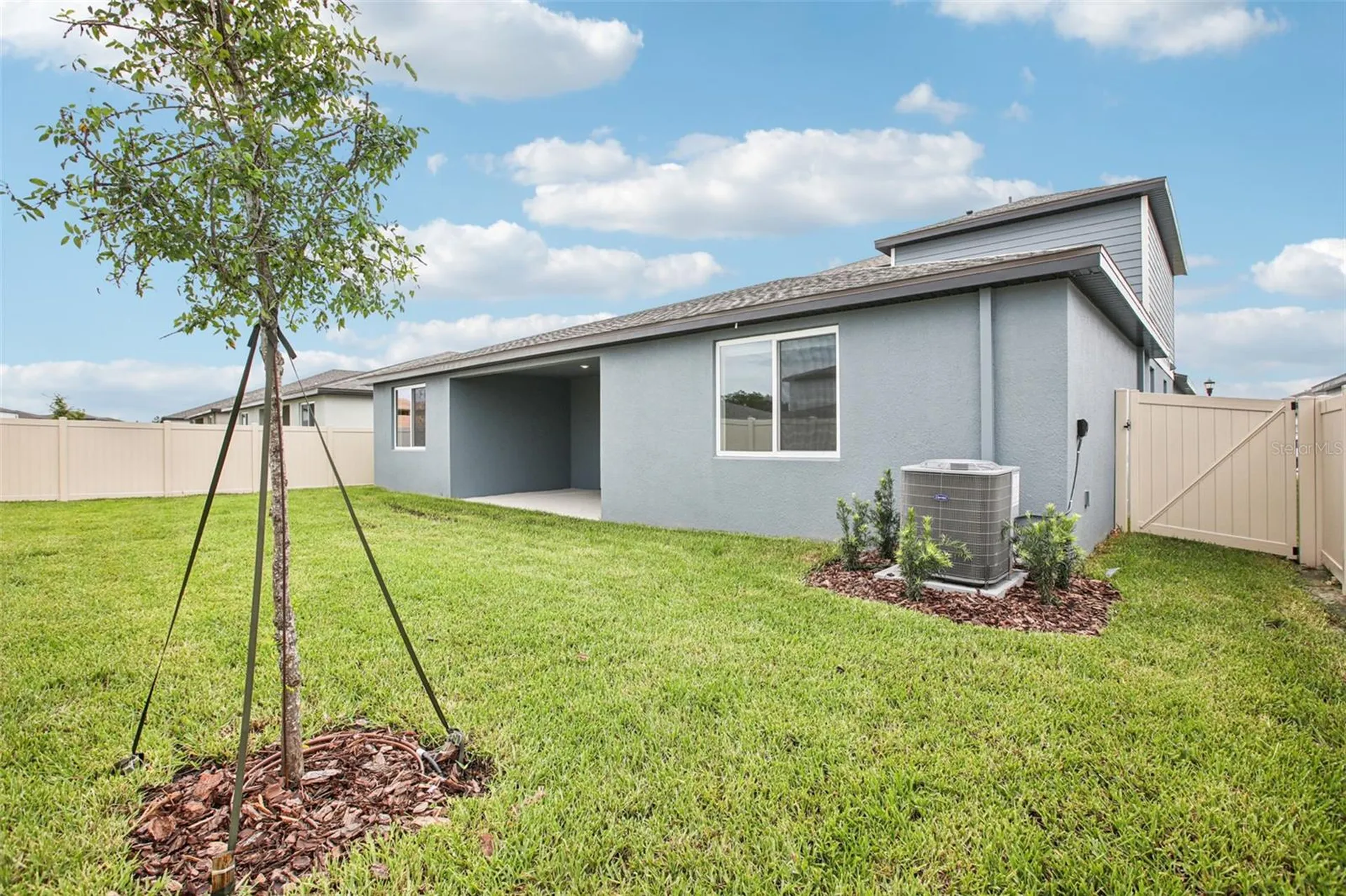 1763 Draughton Drive Zephyrhills FL 33541