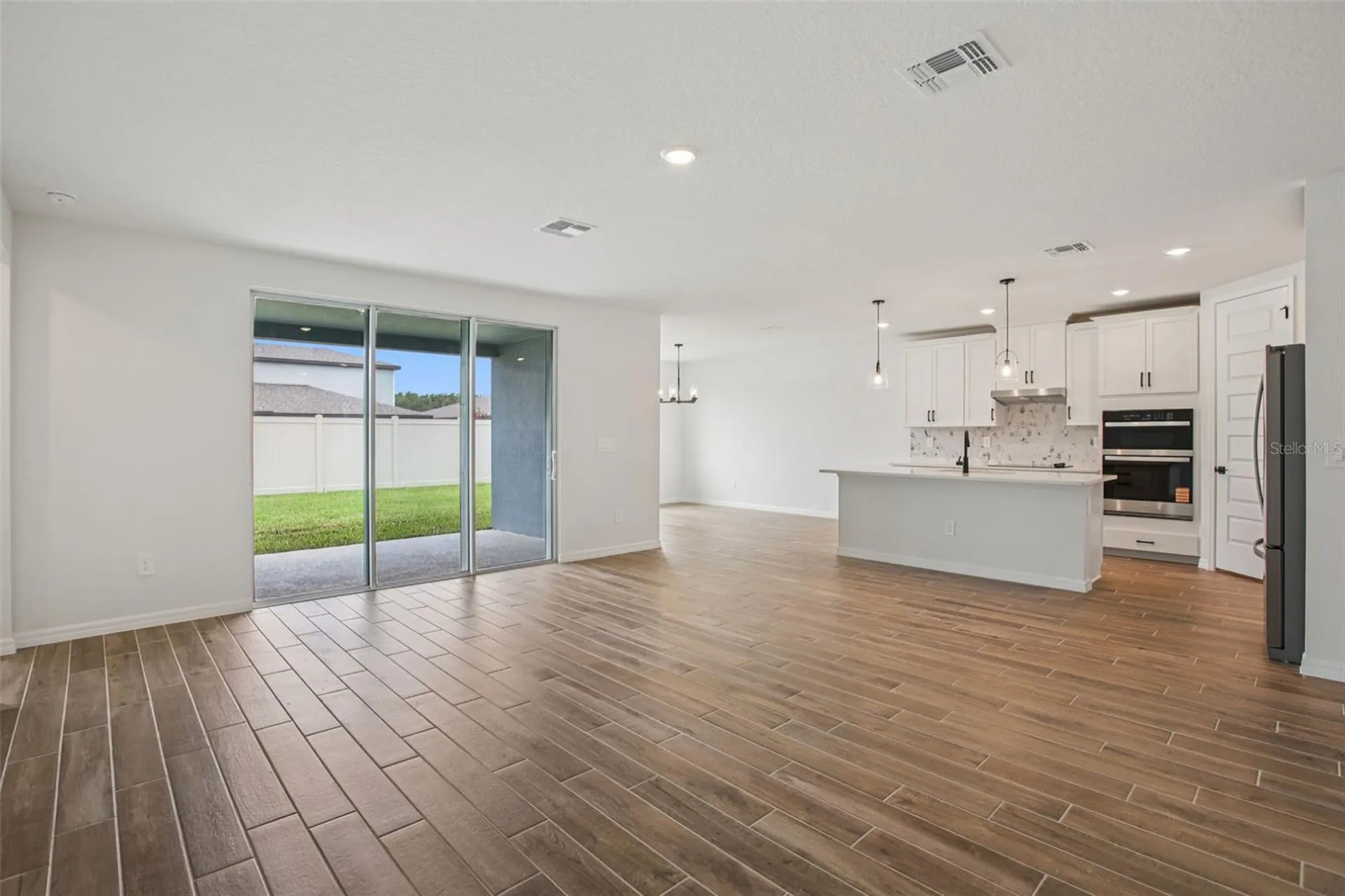 1763 Draughton Drive Zephyrhills FL 33541