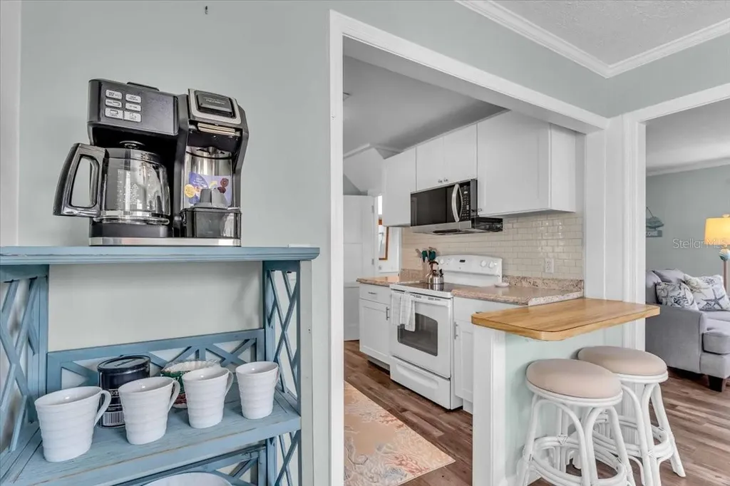 3843 Chapel Drive Sarasota FL 34234