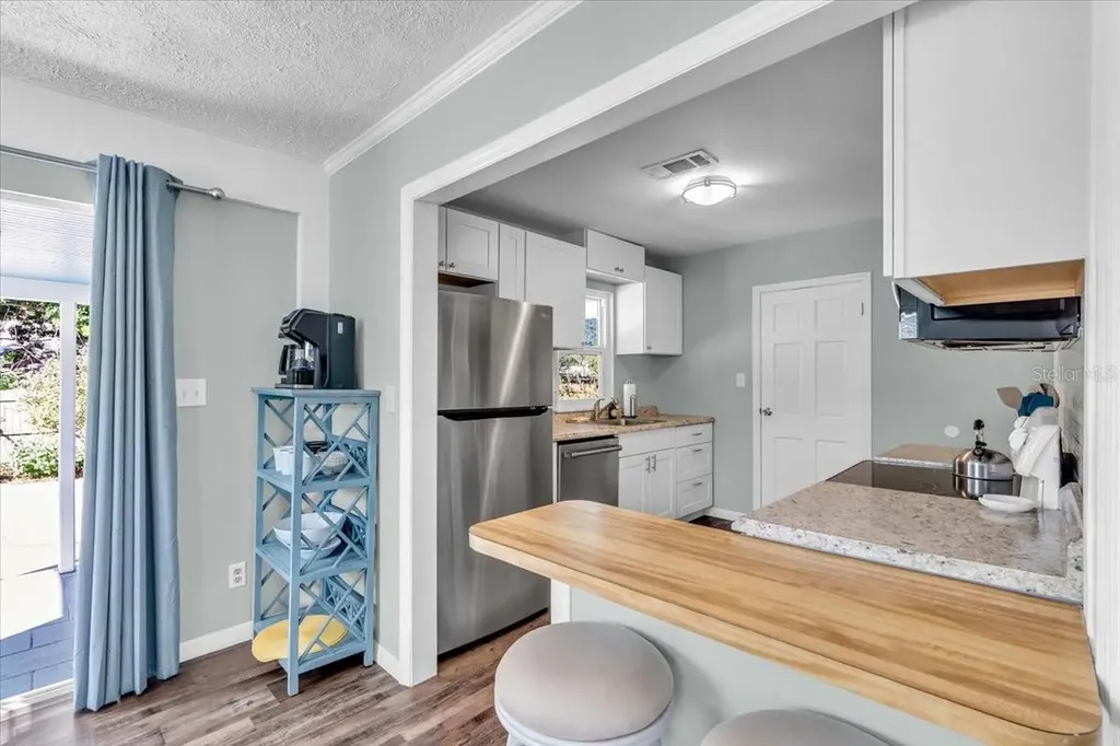 3843 Chapel Drive Sarasota FL 34234