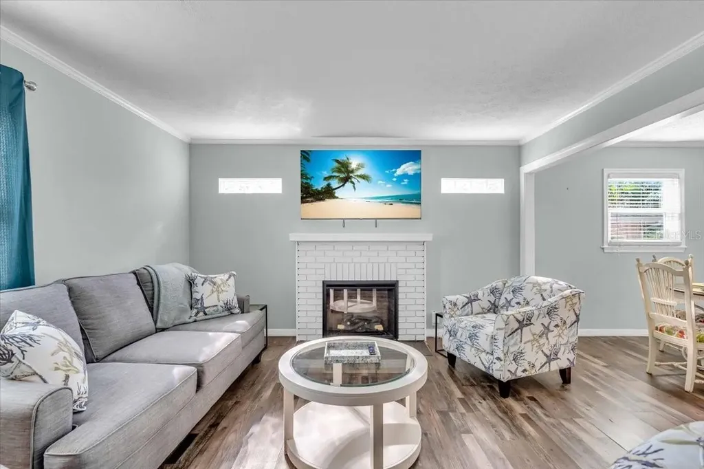 3843 Chapel Drive Sarasota FL 34234