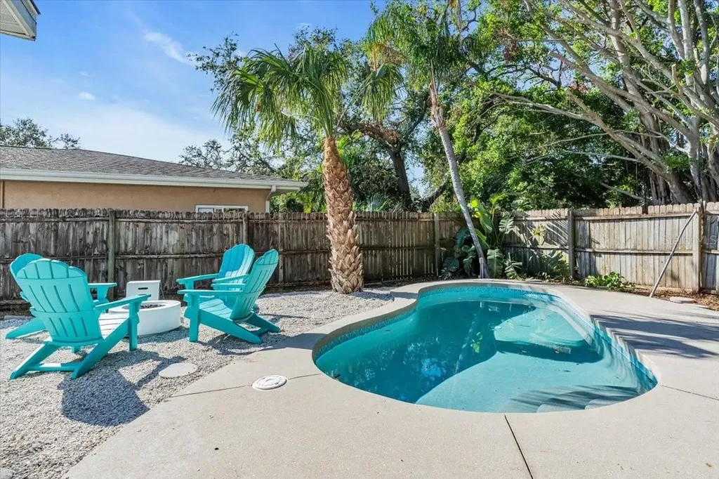 3843 Chapel Drive Sarasota FL 34234