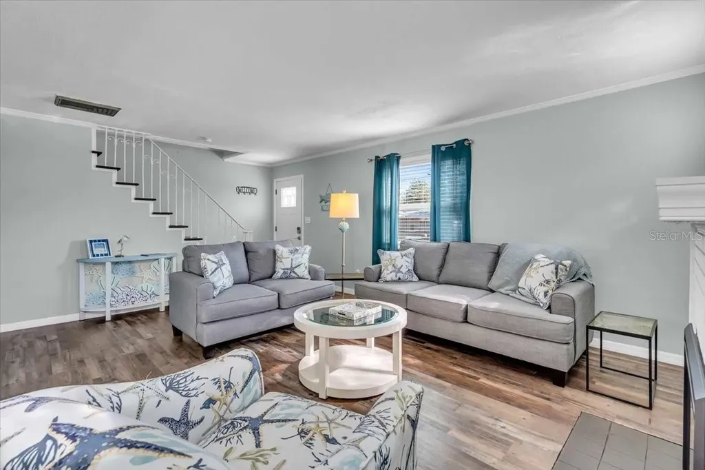 3843 Chapel Drive Sarasota FL 34234