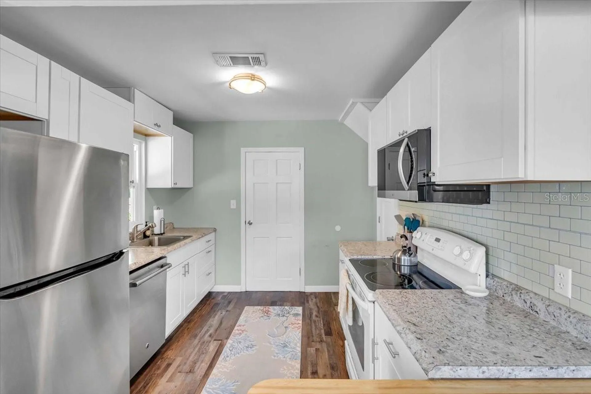 3843 Chapel Drive Sarasota FL 34234