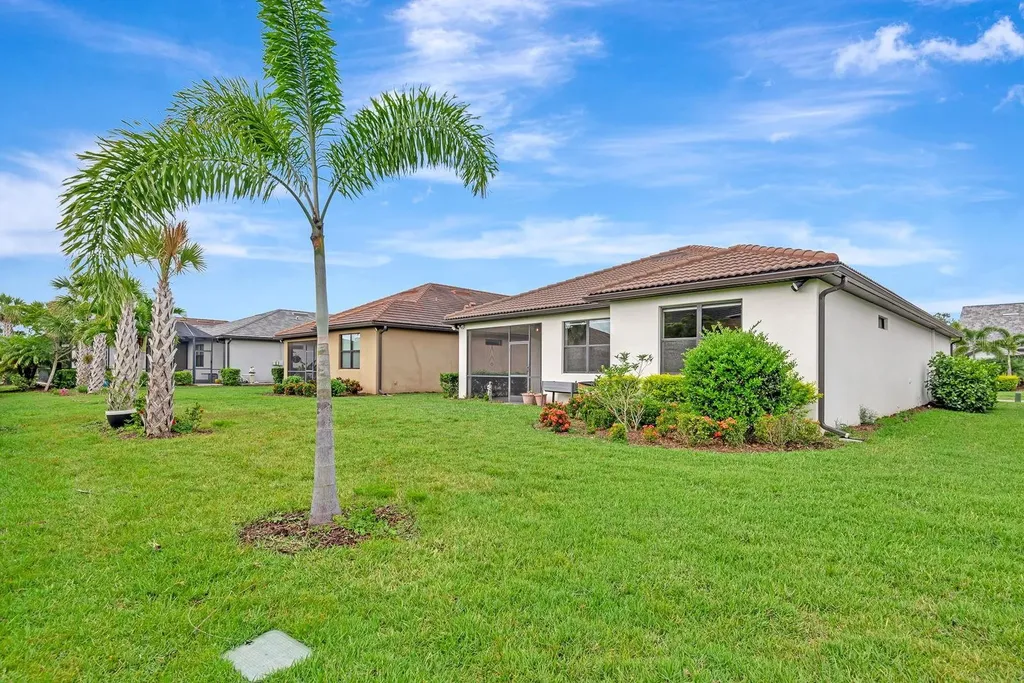 16723 Blackwater Terrace Bradenton FL 34202