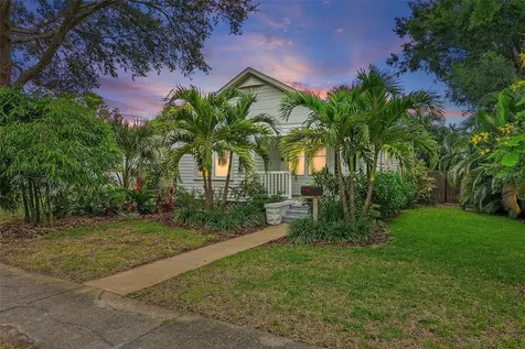1211 14th Street N St Petersburg FL 33705