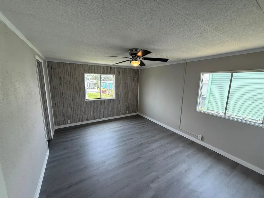 37832 Madeira Avenue Zephyrhills FL 33541