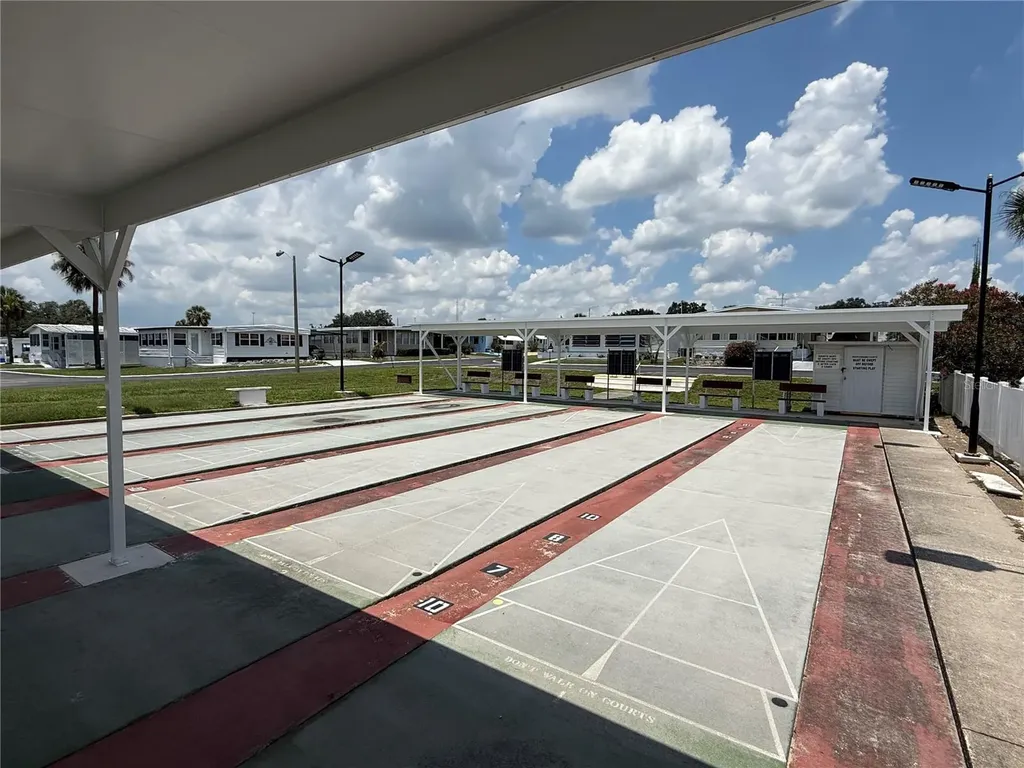 37832 Madeira Avenue Zephyrhills FL 33541