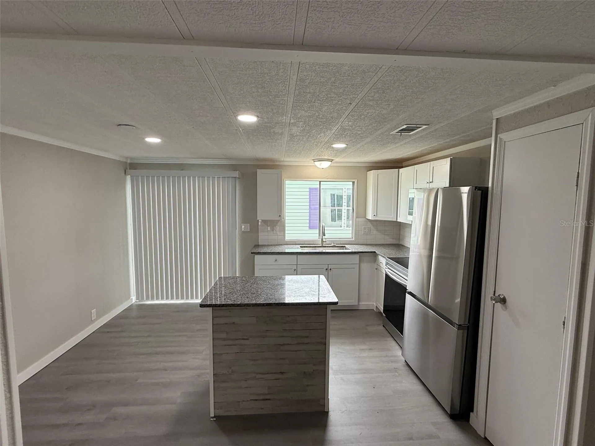 37832 Madeira Avenue Zephyrhills FL 33541