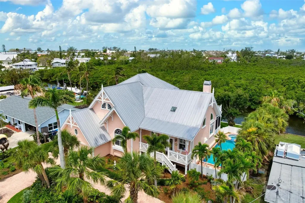 512 77th Street Holmes Beach FL 34217