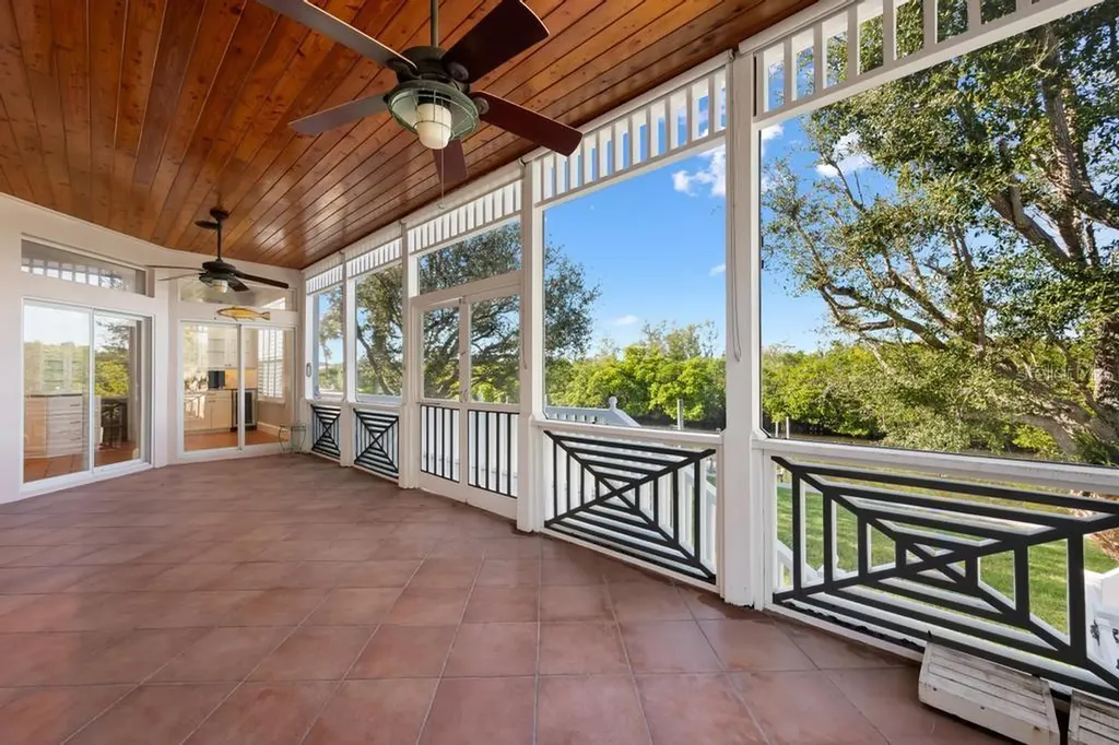 512 77th Street Holmes Beach FL 34217