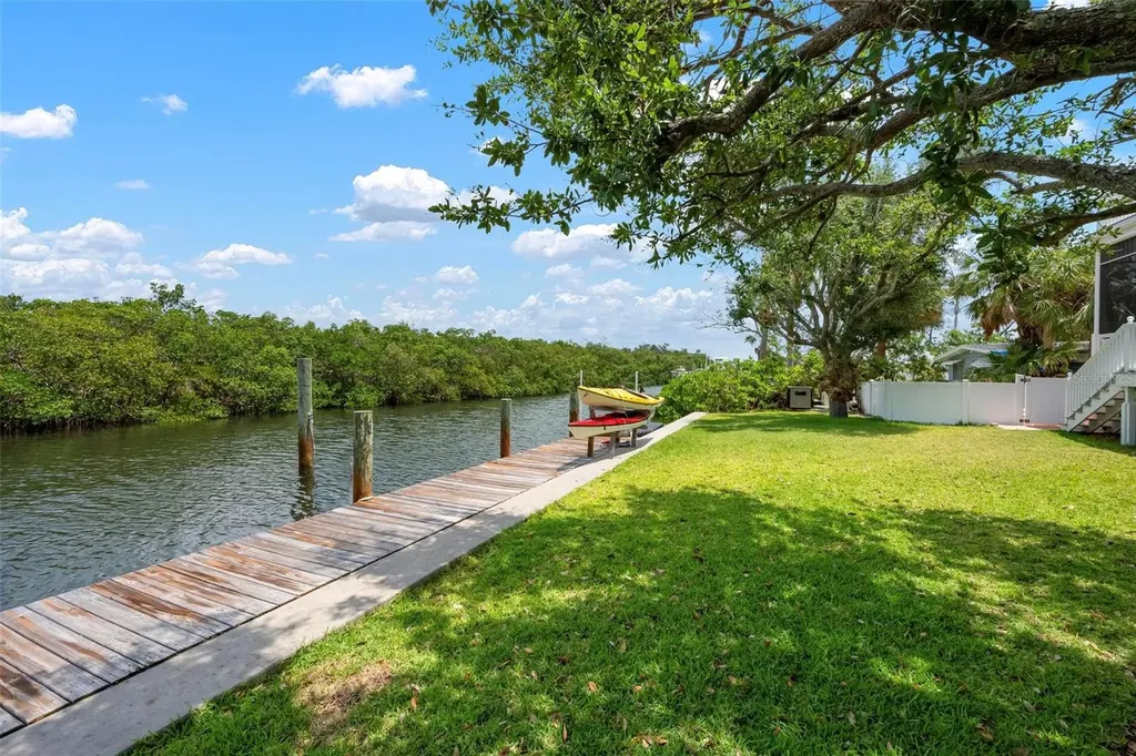 512 77th Street Holmes Beach FL 34217