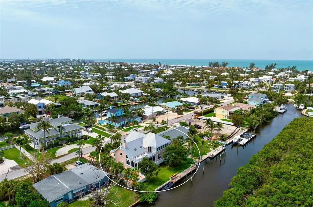 512 77th Street Holmes Beach FL 34217