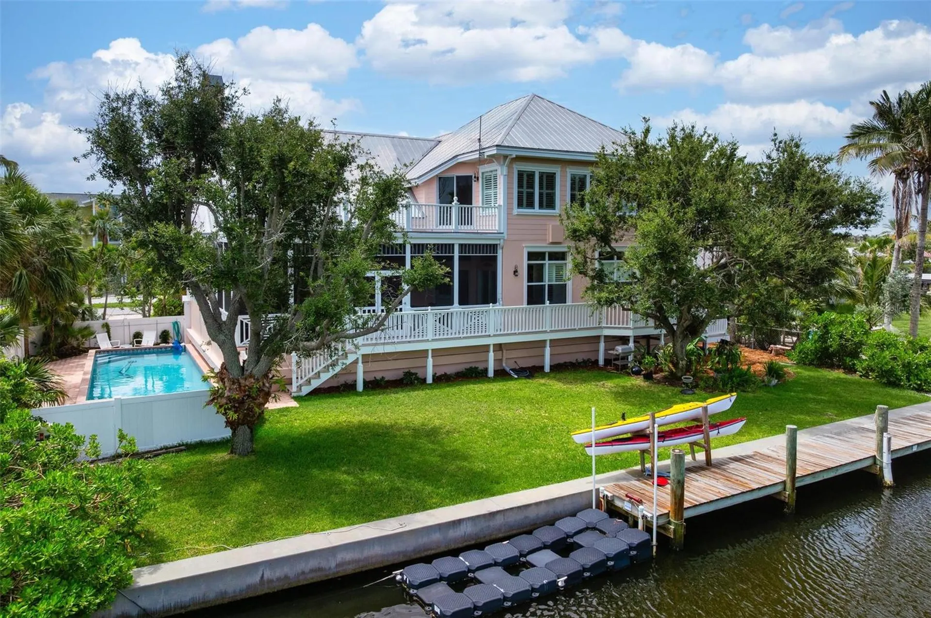 512 77th Street Holmes Beach FL 34217
