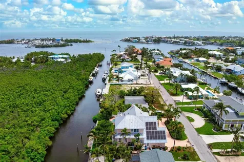 512 77th Street Holmes Beach FL 34217