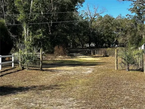 20548 S Us Highway 441 High Springs FL 32643