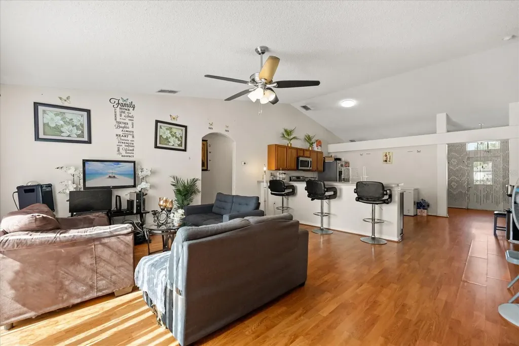 1321 Dunbarton Court Kissimmee FL 34758