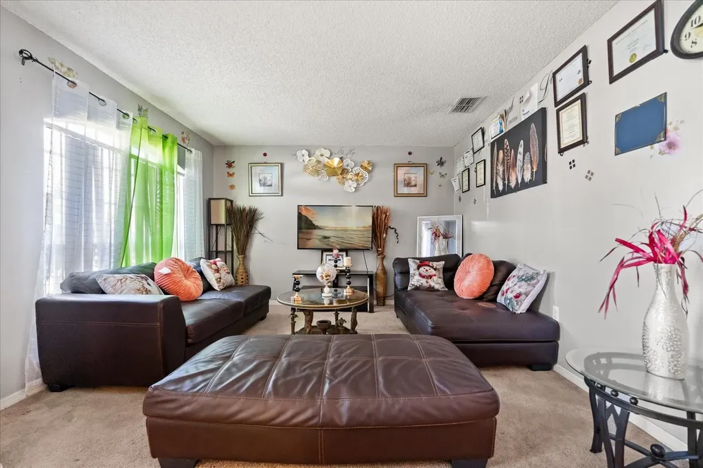 1321 Dunbarton Court Kissimmee FL 34758