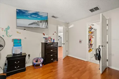 1321 Dunbarton Court Kissimmee FL 34758