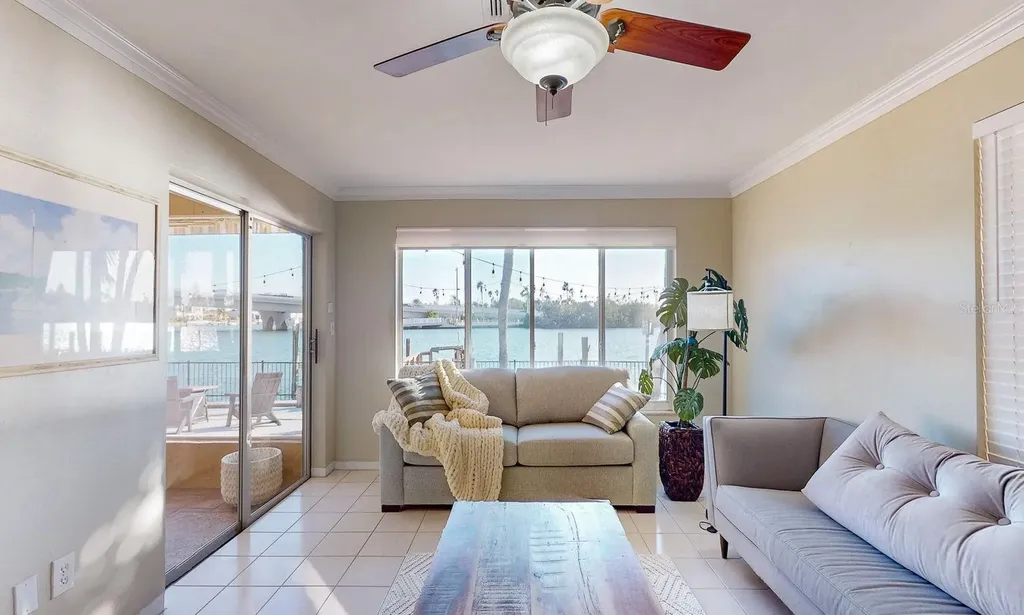 3606 Belle Vista Drive E St Pete Beach FL 33706