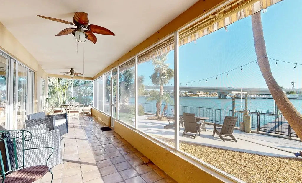 3606 Belle Vista Drive E St Pete Beach FL 33706