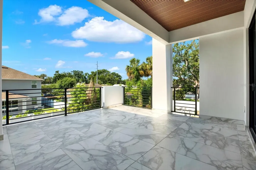908 W Fribley Street Tampa FL 33603