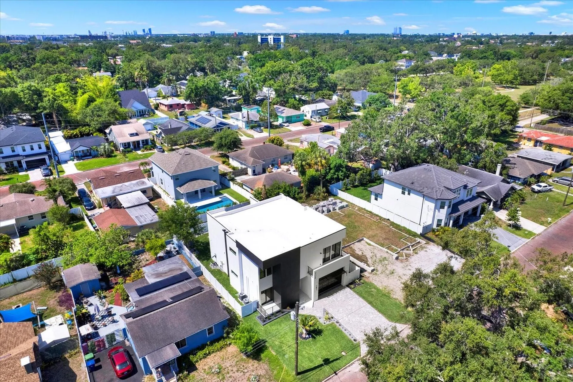 908 W Fribley Street Tampa FL 33603