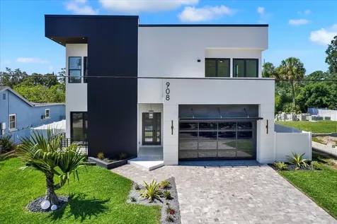 908 W Fribley Street Tampa FL 33603